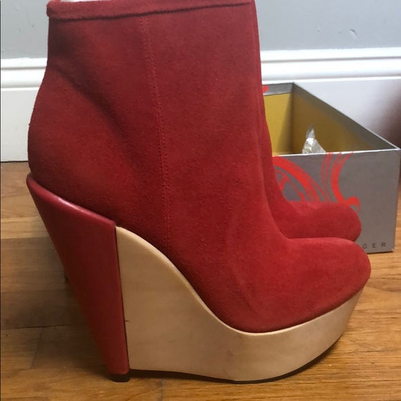 Kelsi Dagger Red Suede Booties- NWT - Picture 6 of 6